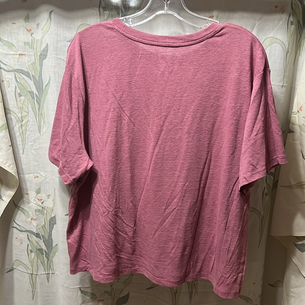 Pink basic tee - Picture 3 of 3